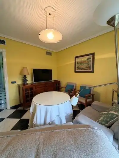 Comedor de Piso en venta en Badajoz con Calefacción, Terraza y Trastero
