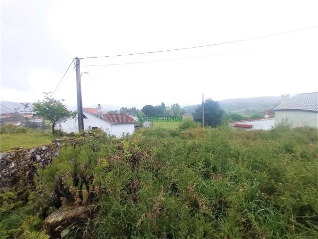 Terreno residencial en Venta en Fornelos de Montes