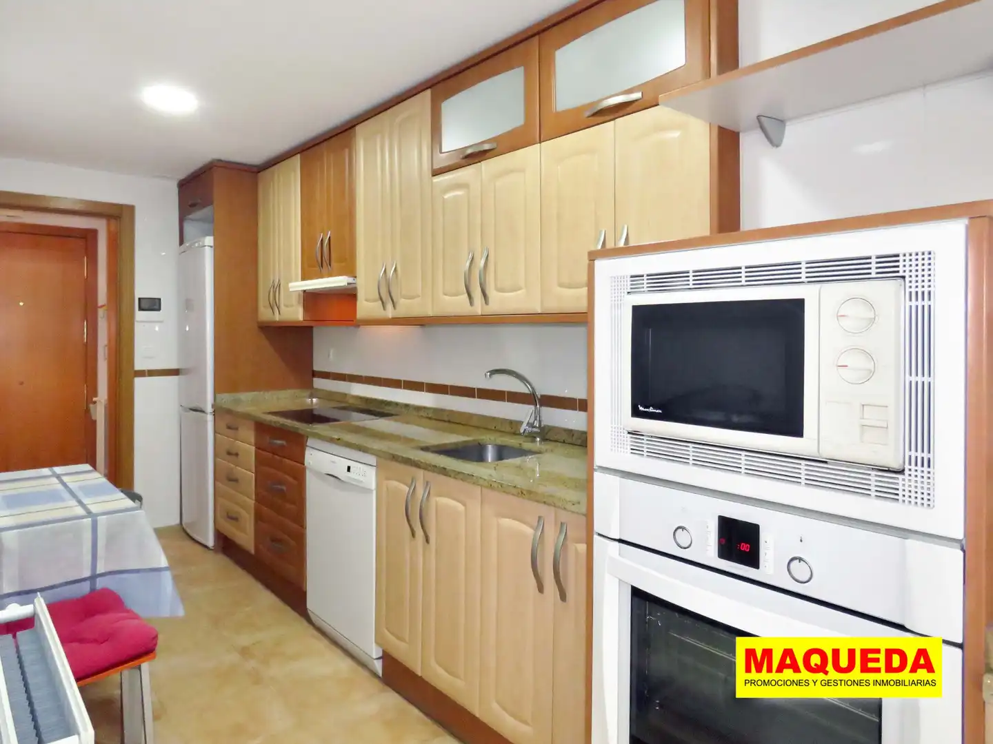 Wohnung zur Miete in Travesía Fuente Cisneros, Parque Oeste - Fuente Cisneros