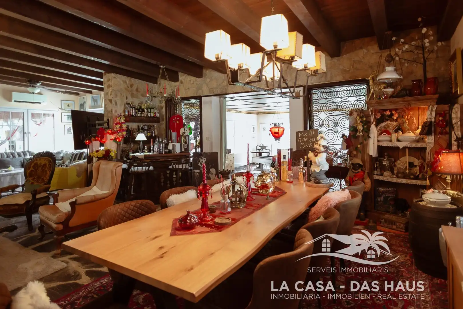 Comedor de Finca rústica en venta en Maçanet de la Selva