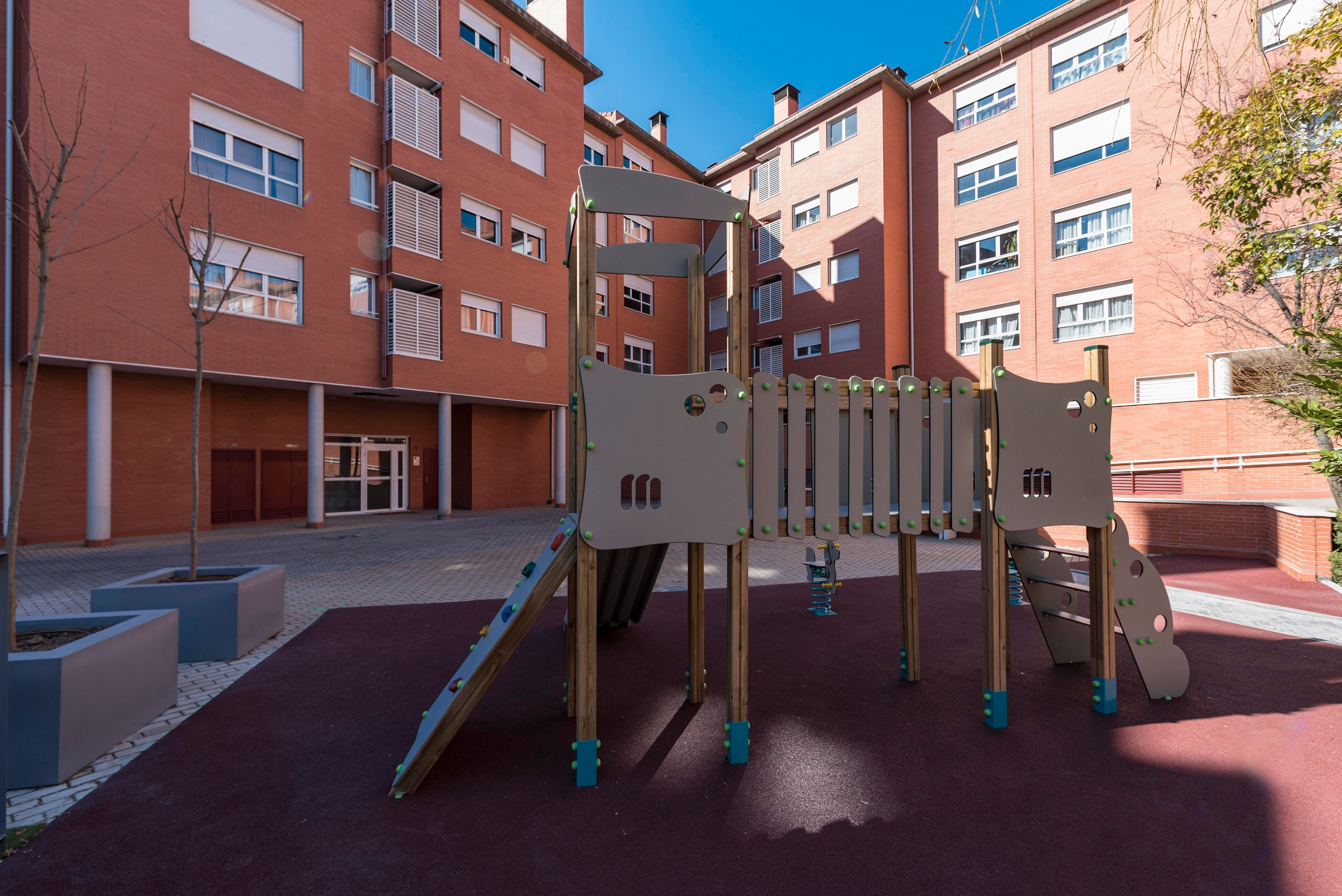 Flat to rent in Calle de Laponia, 15, Horcajo