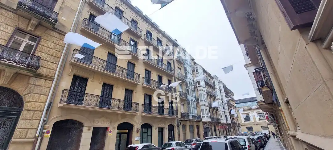 Piso en venta en Euskal Herria Kalea, Parte Vieja