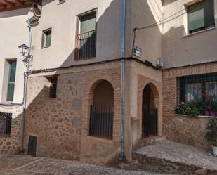 Vista exterior de Finca rústica en venda en Torremenga amb Calefacció i Balcó