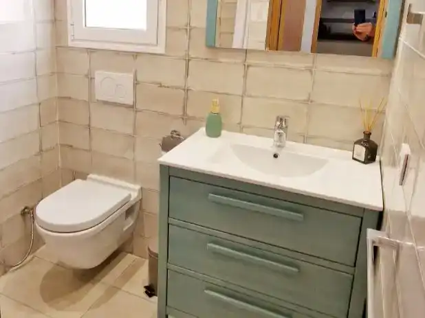 Baño de Piso en venta en Adeje con Aire acondicionado, Piscina y Balcón