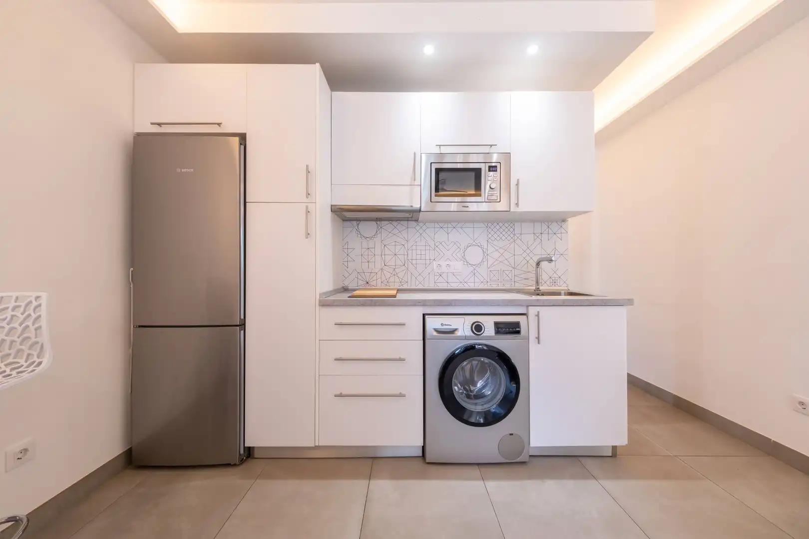 Cuina de Apartament de lloguer en Las Palmas de Gran Canaria amb Moblat