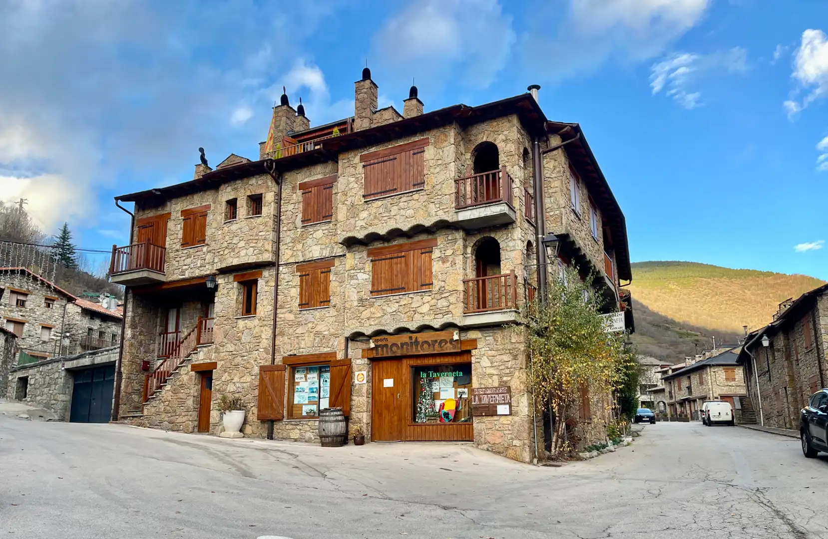 Vista exterior de Ático en venta en Setcases con Calefacción, Terraza y Amueblado