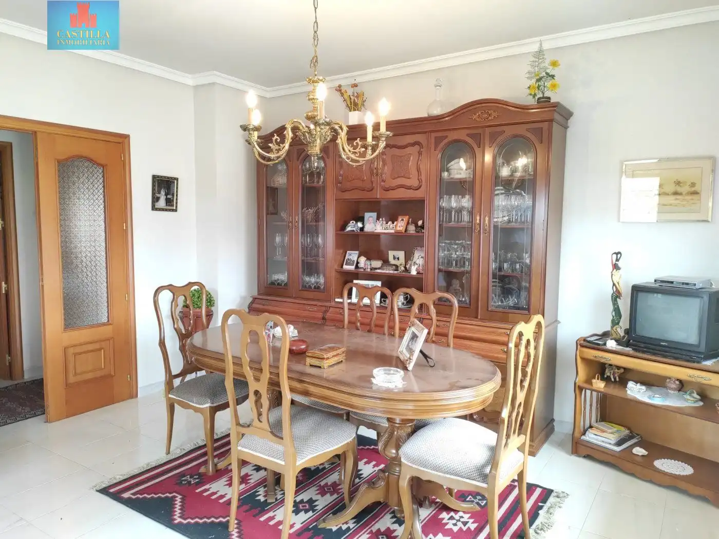 Comedor de Casa o chalet en venta en Velayos con Terraza, Trastero y Amueblado