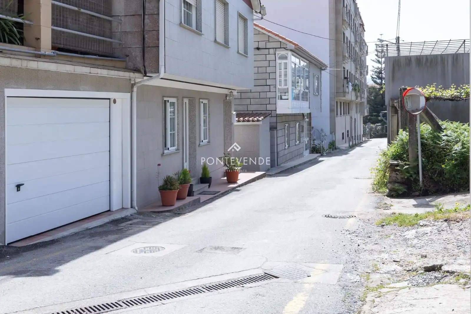 Vista exterior de Piso en venta en Poio con Terraza y Amueblado