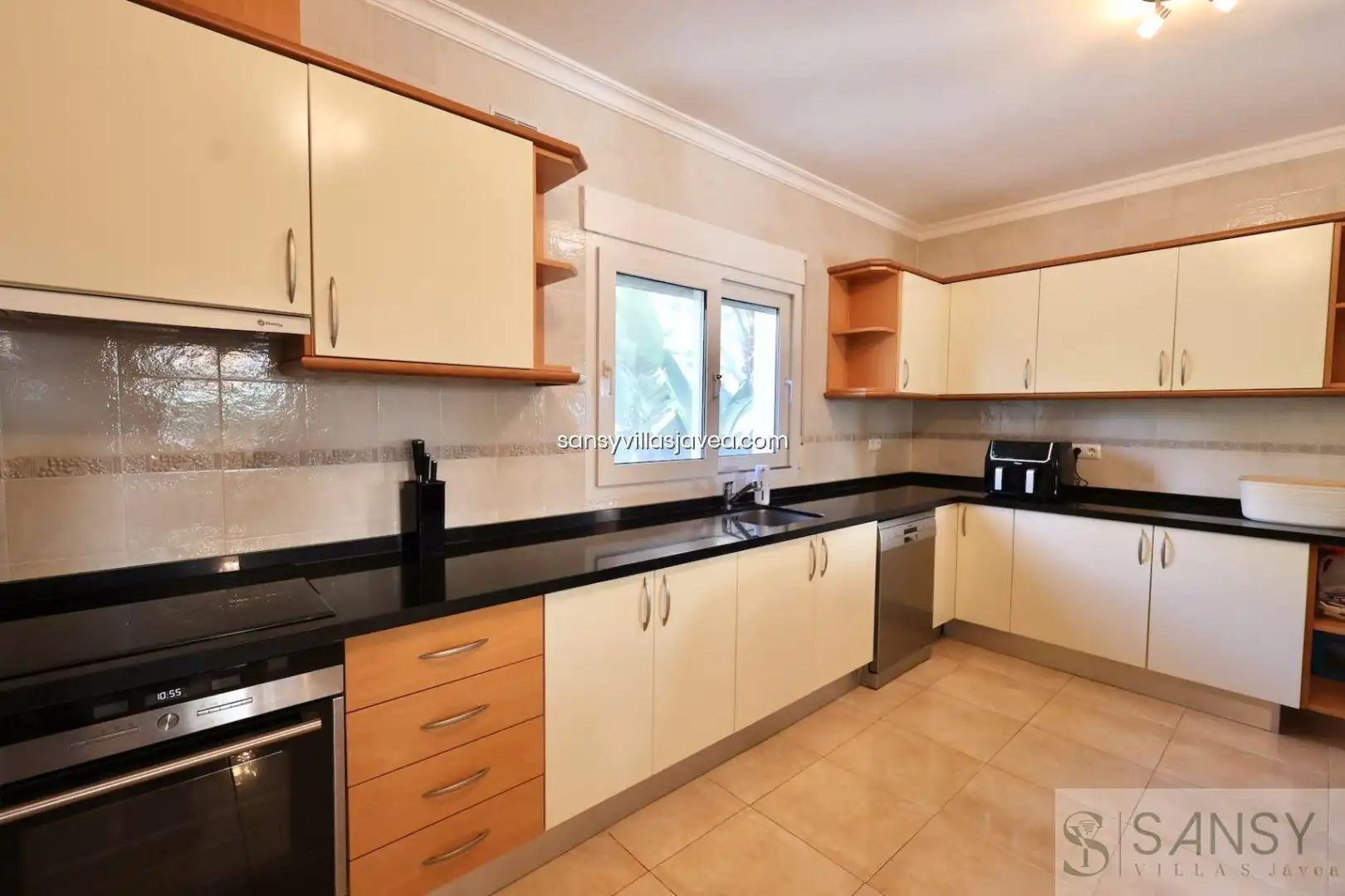 Kitchen of Houses for sale in Jávea / Xàbia  with Air Conditioner and Storage room