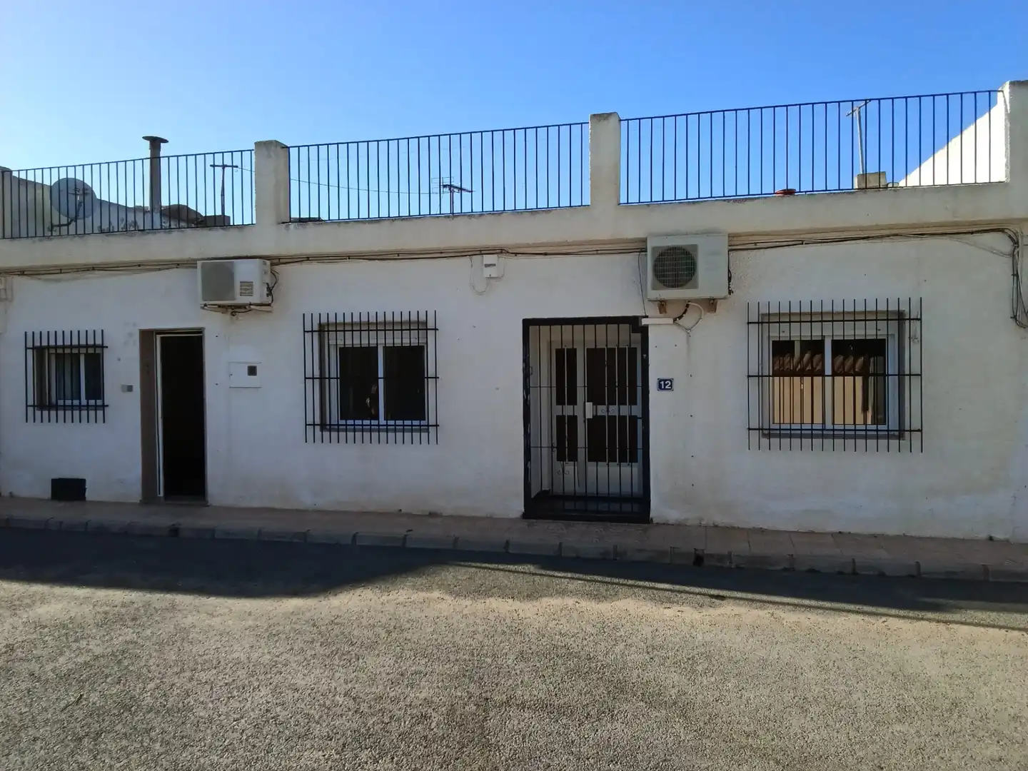 Casa con jardín en venta en Calle de los Grillos 10, imagen 2