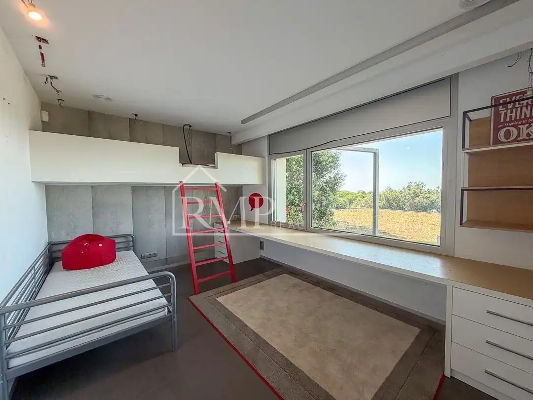 Habitación de Casa o chalet en venta en Arenys de Mar con Aire acondicionado, Calefacción y Jardín privado