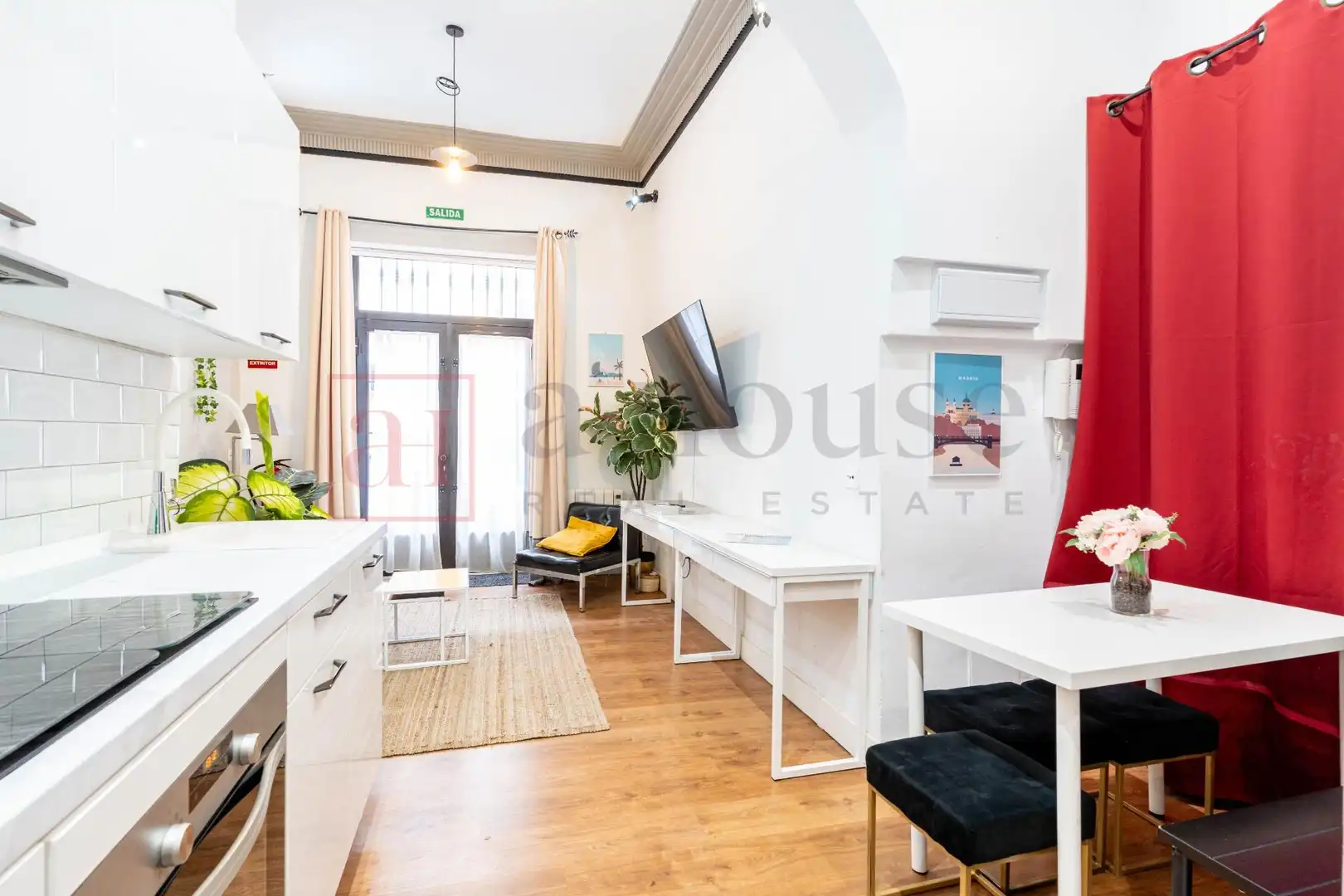 Sala d'estar de Dúplex en venda en Madrid amb Aire condicionat, Calefacció i Moblat