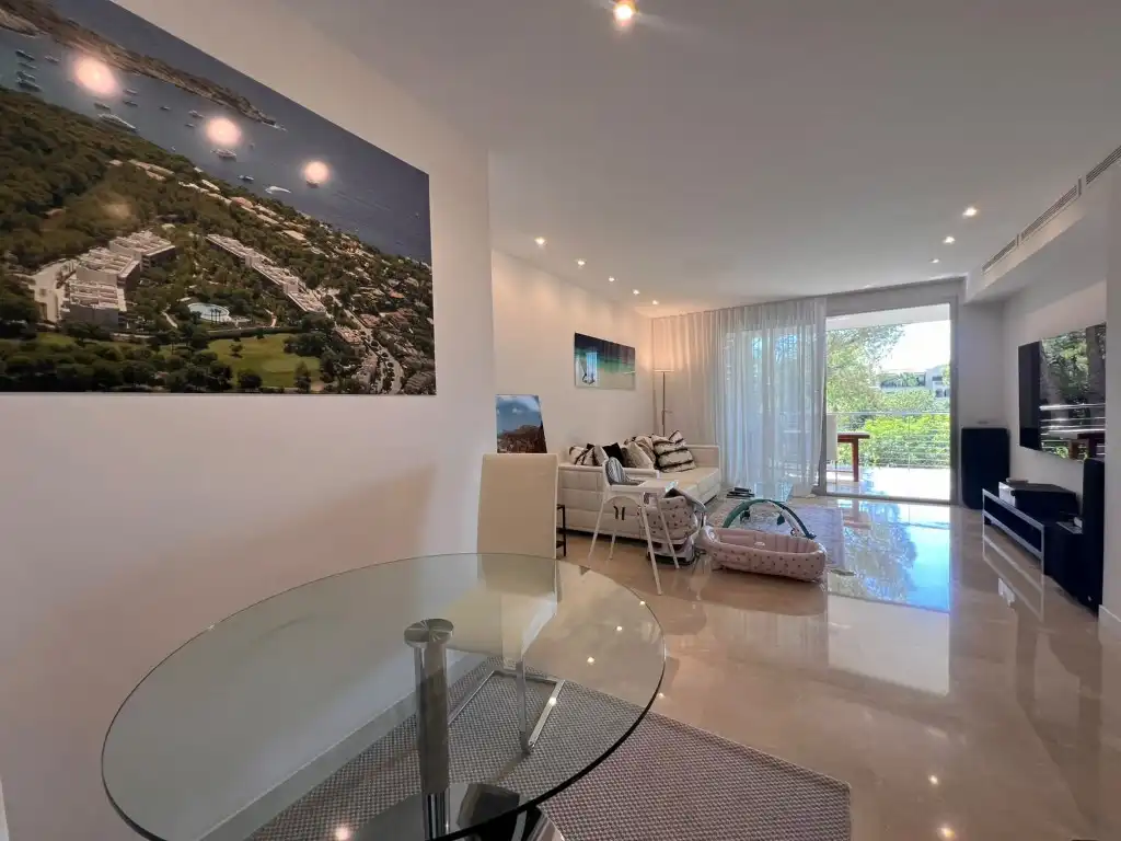 Apartamento con terraza en venta en Portals Nous, imagen 3