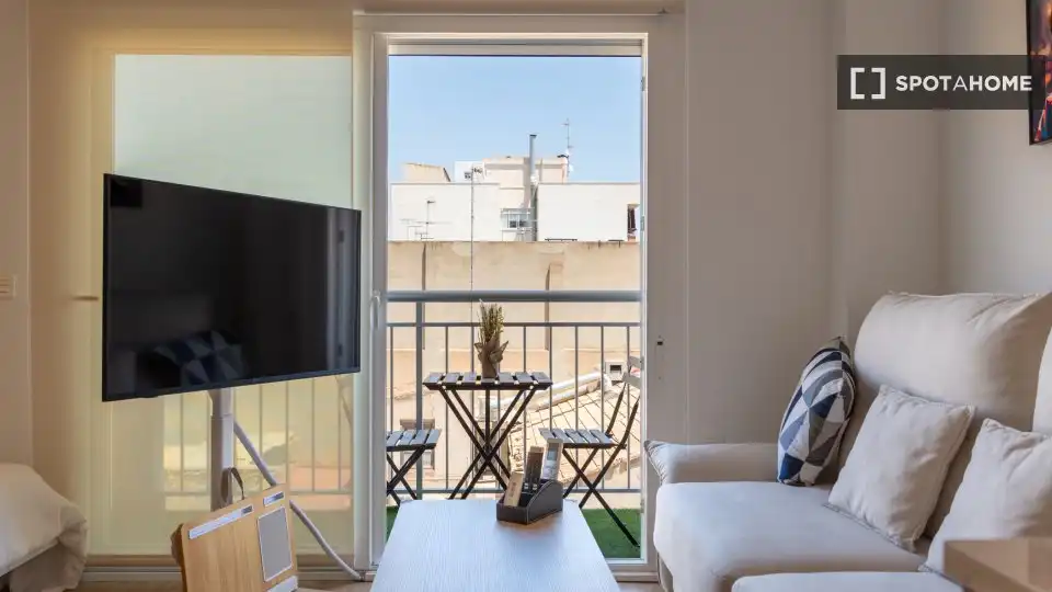 Balcony of Study for share in Elche / Elx  with Air Conditioner, Terrace and Furnished