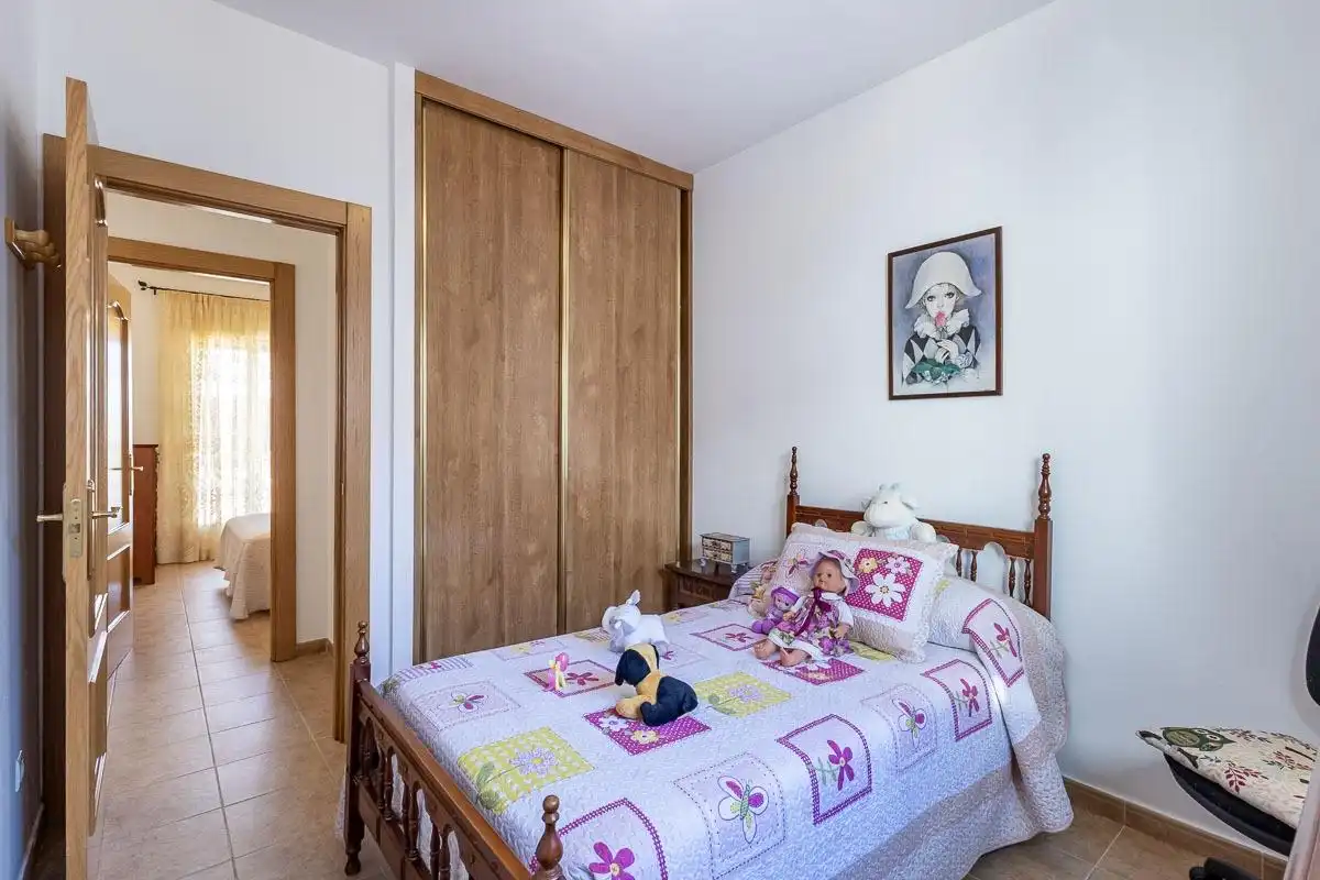 Dormitori de Casa o xalet en venda en Játar amb Moblat i Balcó