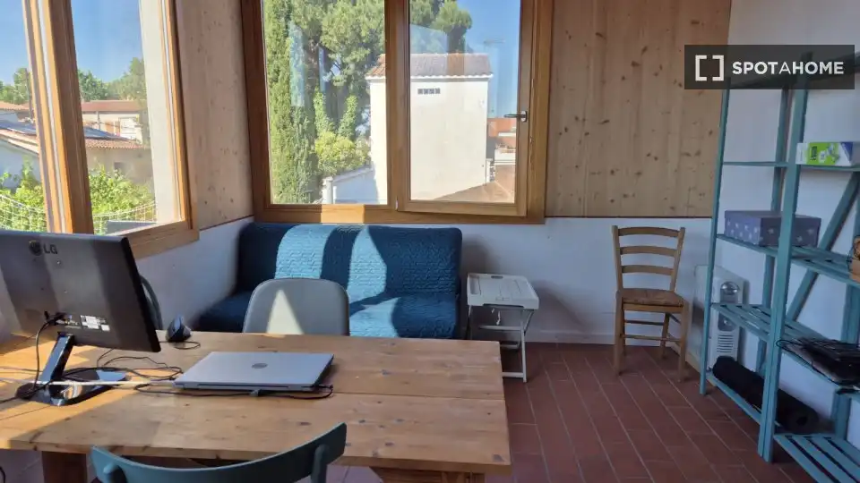 Menjador de Pis per a compartir en Sant Cugat del Vallès amb Aire condicionat, Calefacció i Moblat