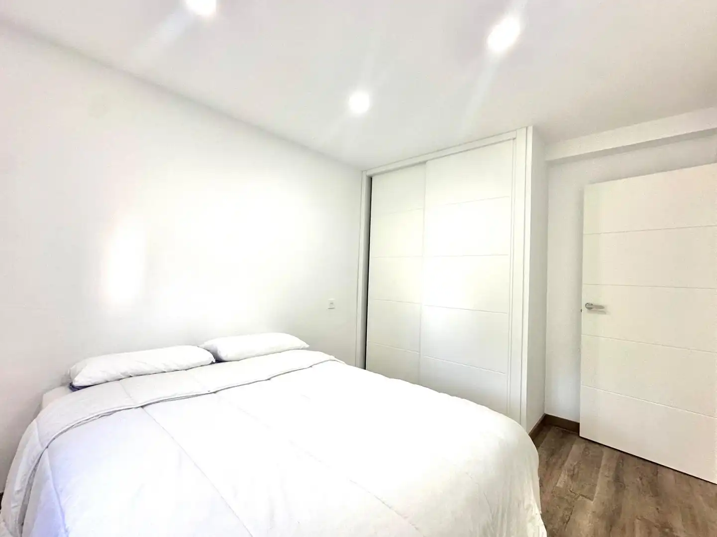 Bedroom of Ground floor for sale in Marbella  with Air Conditioner, Heating and Parquet flooring