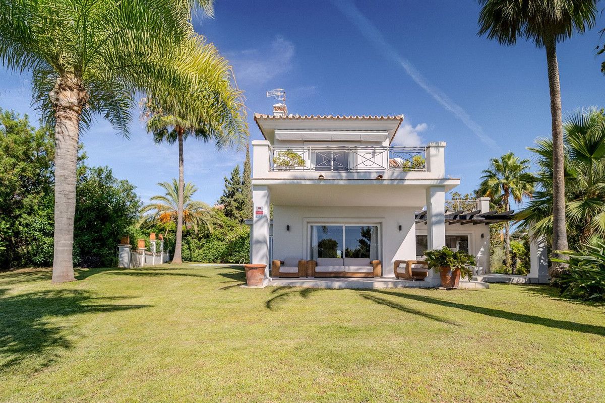 Garden of House or chalet for sale in Marbella  with Air Conditioner, Private garden and Terrace