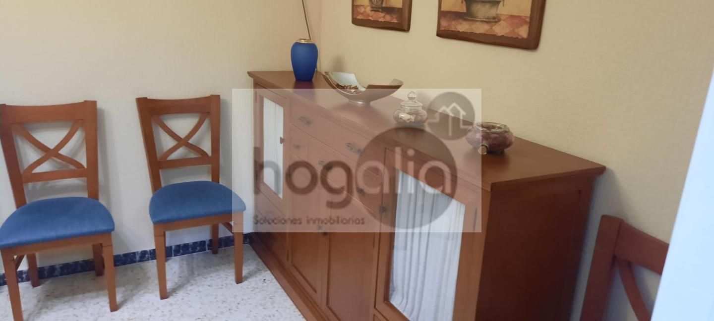 Dormitori de Planta baixa de lloguer en  Sevilla Capital amb Aire condicionat i Moblat