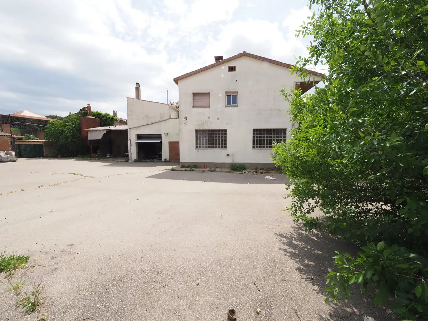 Vista exterior de Casa o chalet en venta en La Pobla de Claramunt con Terraza