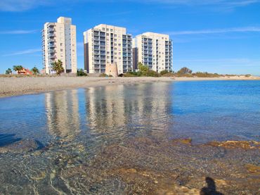 Apartament amb balcó en venda a Veneziola