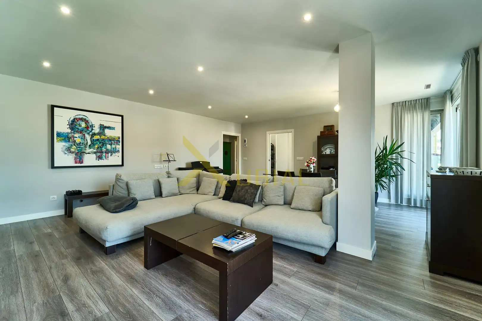Living room of Flat for sale in A Coruña Capital   with Storage room, Furnished and Balcony