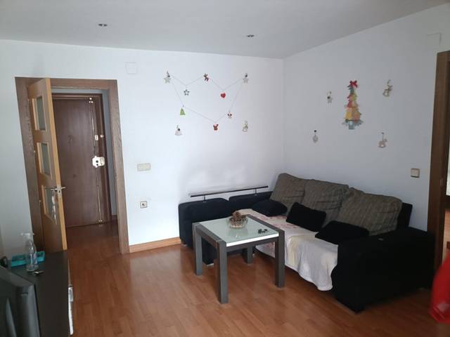 Piso en Alquiler en Cervantes