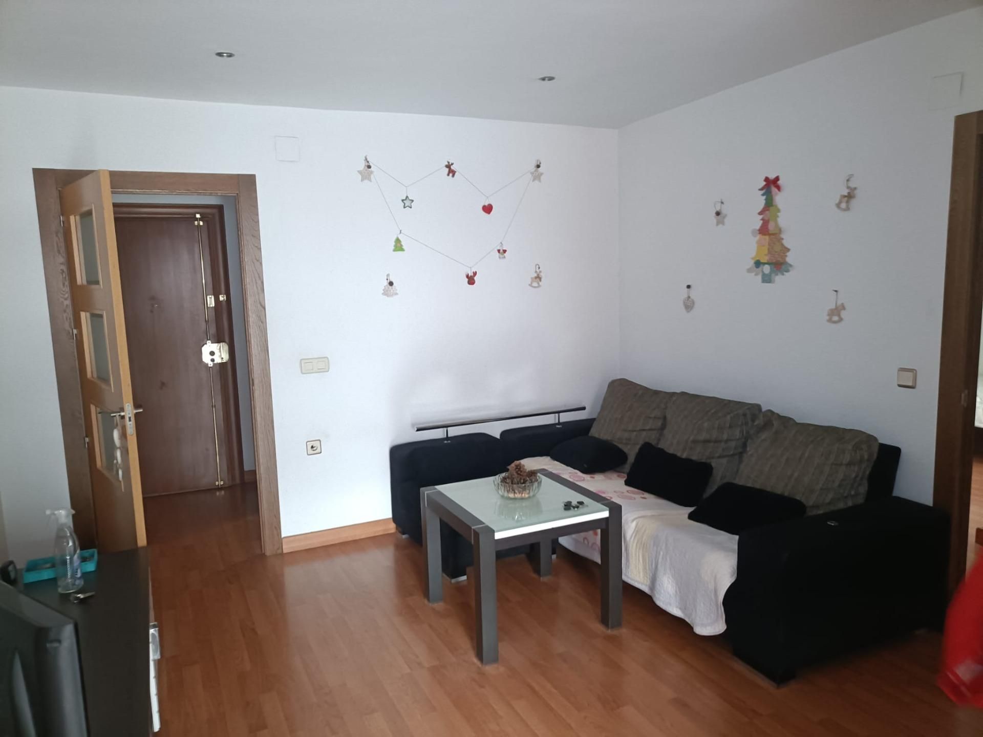 Piso de alquiler en Cervantes