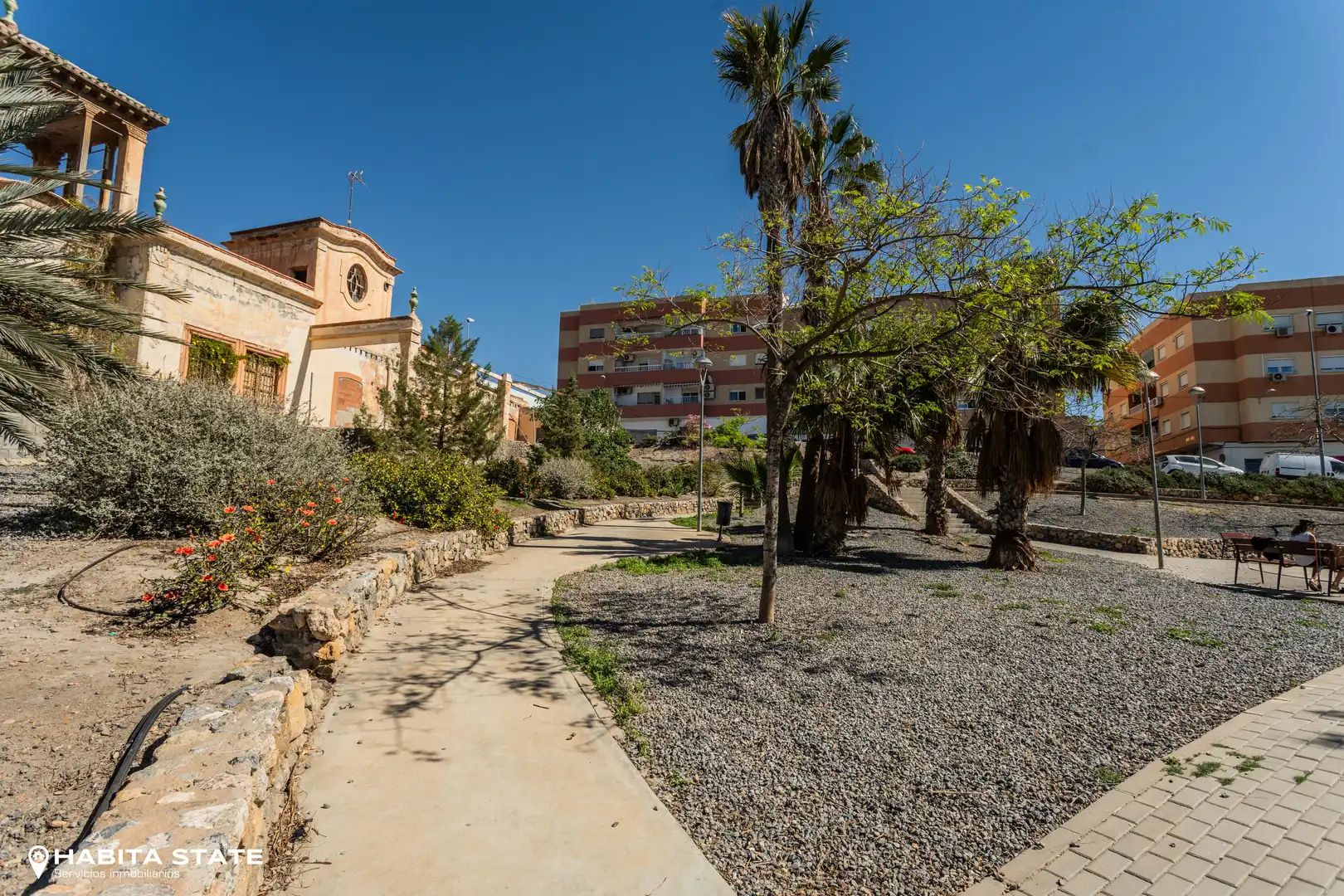 Außenansicht von Residential zum Verkauf in Almería