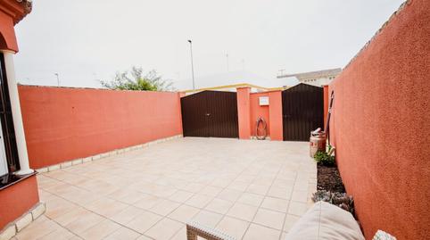 Foto 4 de Casa adosada en venda a Núcleo urbano, Chiclana de la Frontera