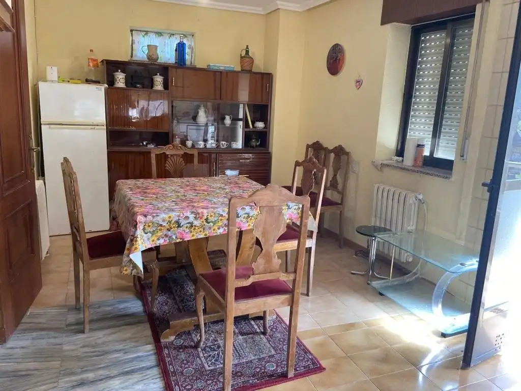 Comedor de Finca rústica en venta en Palacios del Sil con Calefacción, Terraza y Balcón
