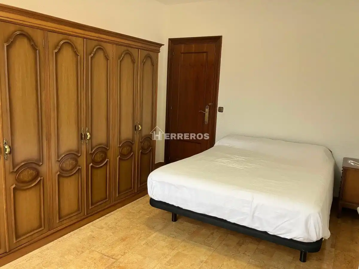 Habitación de Casa o chalet en venta en Galilea con Calefacción y Terraza