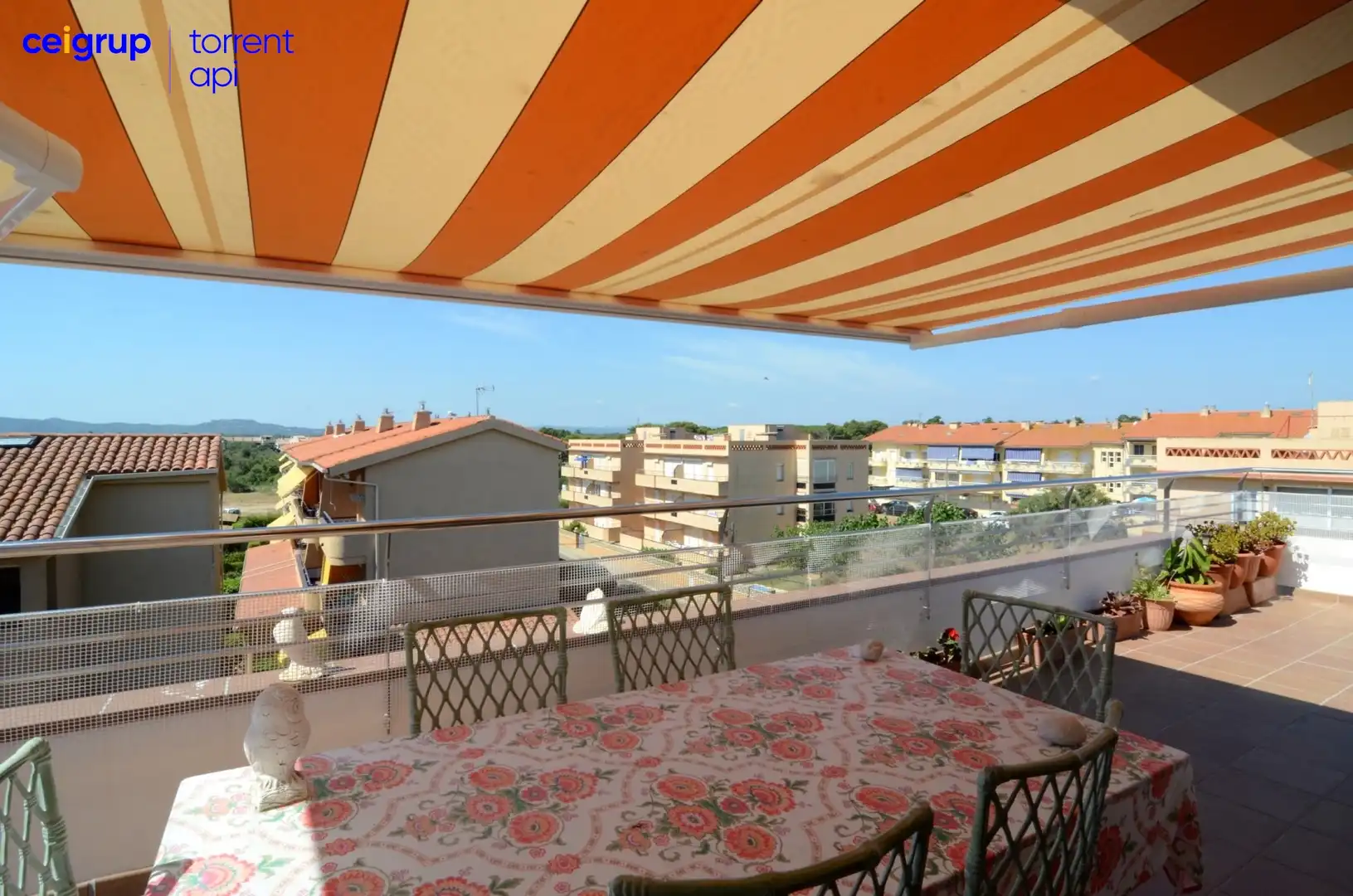 Terraza de Ático en venta en L'Estartit con Aire acondicionado, Terraza y Amueblado