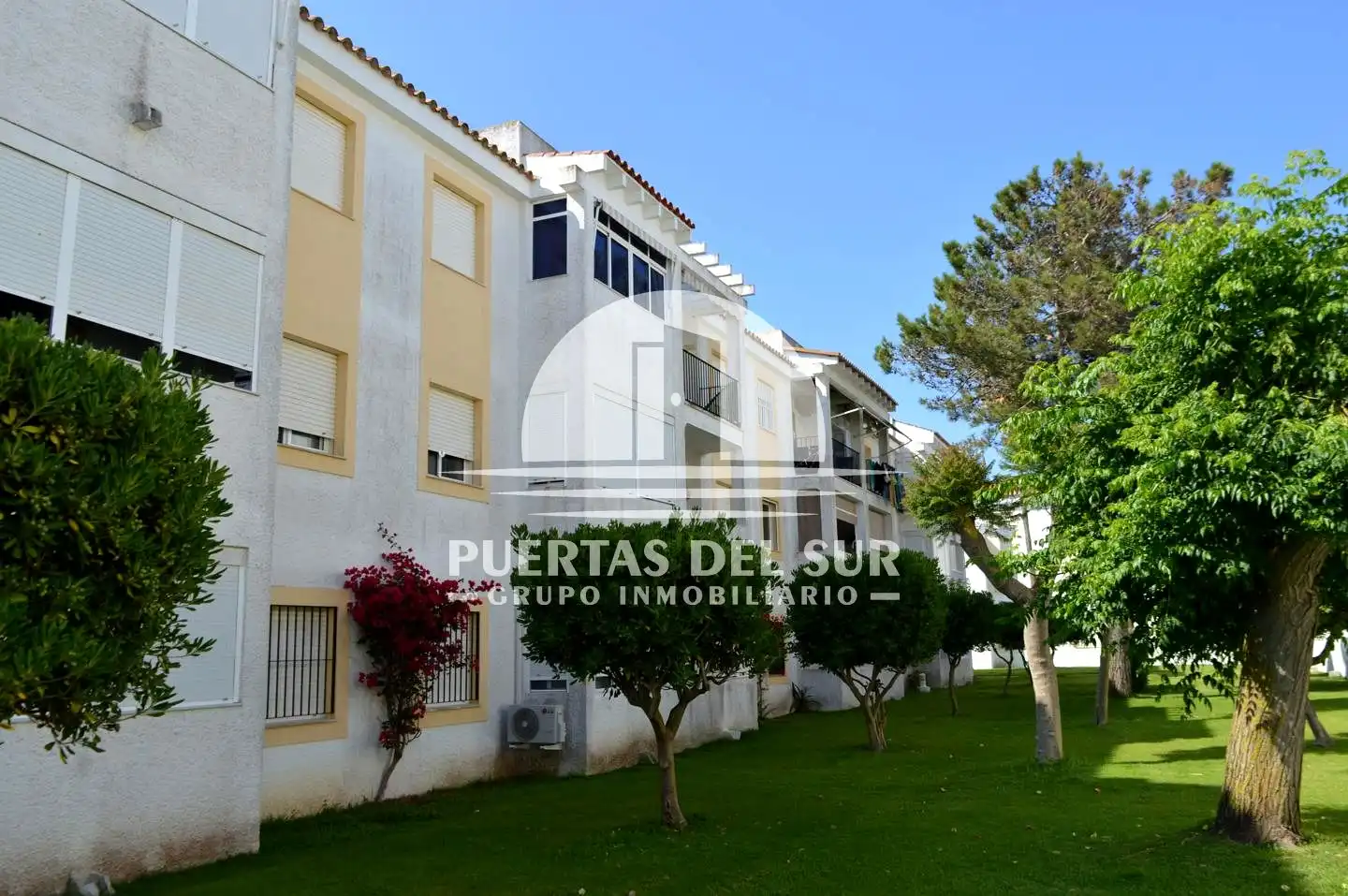 Vista exterior de Estudio en venta en Rota con Terraza