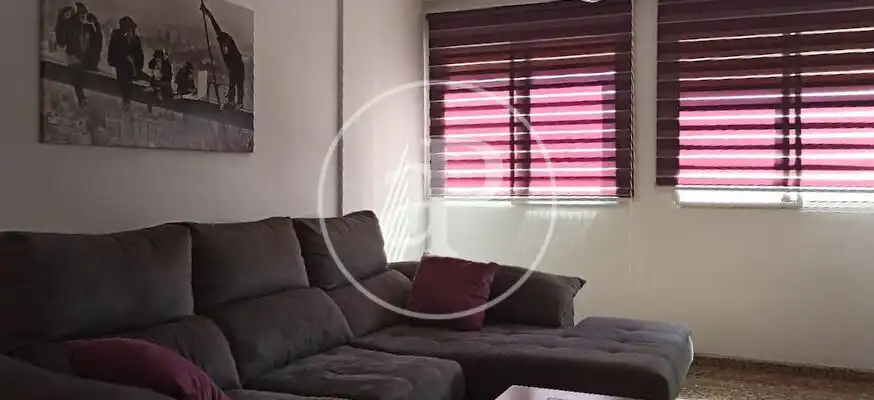 Sala de estar de Piso en venta en Castellón de la Plana / Castelló de la Plana con Calefacción, Jardín privado y Trastero