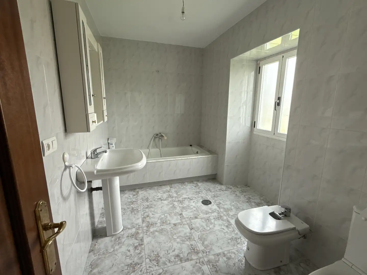 Baño de Piso en venta en A Laracha  