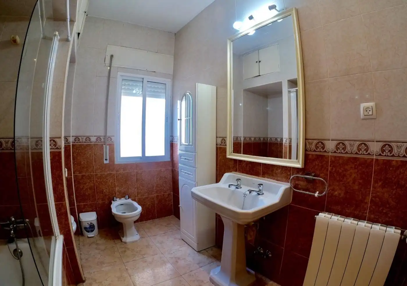 Badezimmer von Wohnung zur Miete in Plasencia mit Heizung, Terrasse und Möbliert