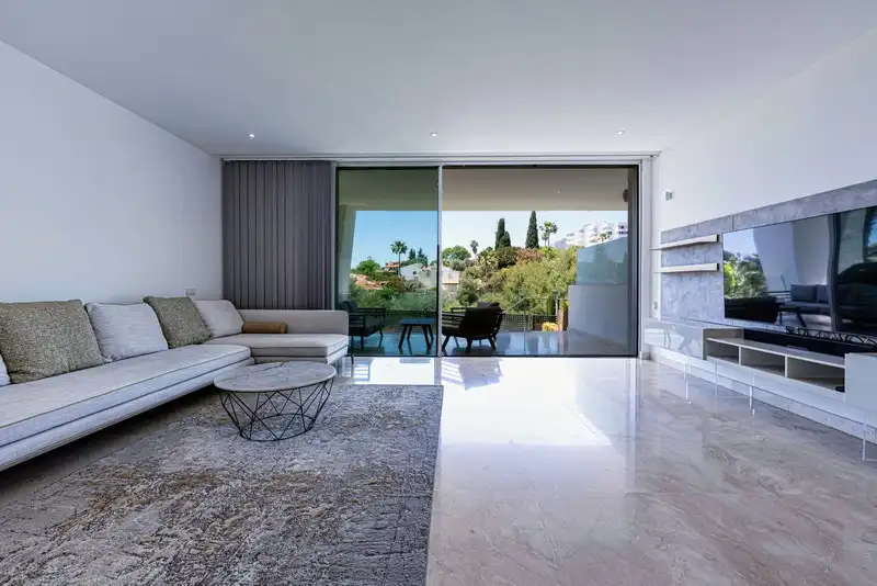 Adosado con piscina en venta en Río Real - Los Monteros, imagen 4