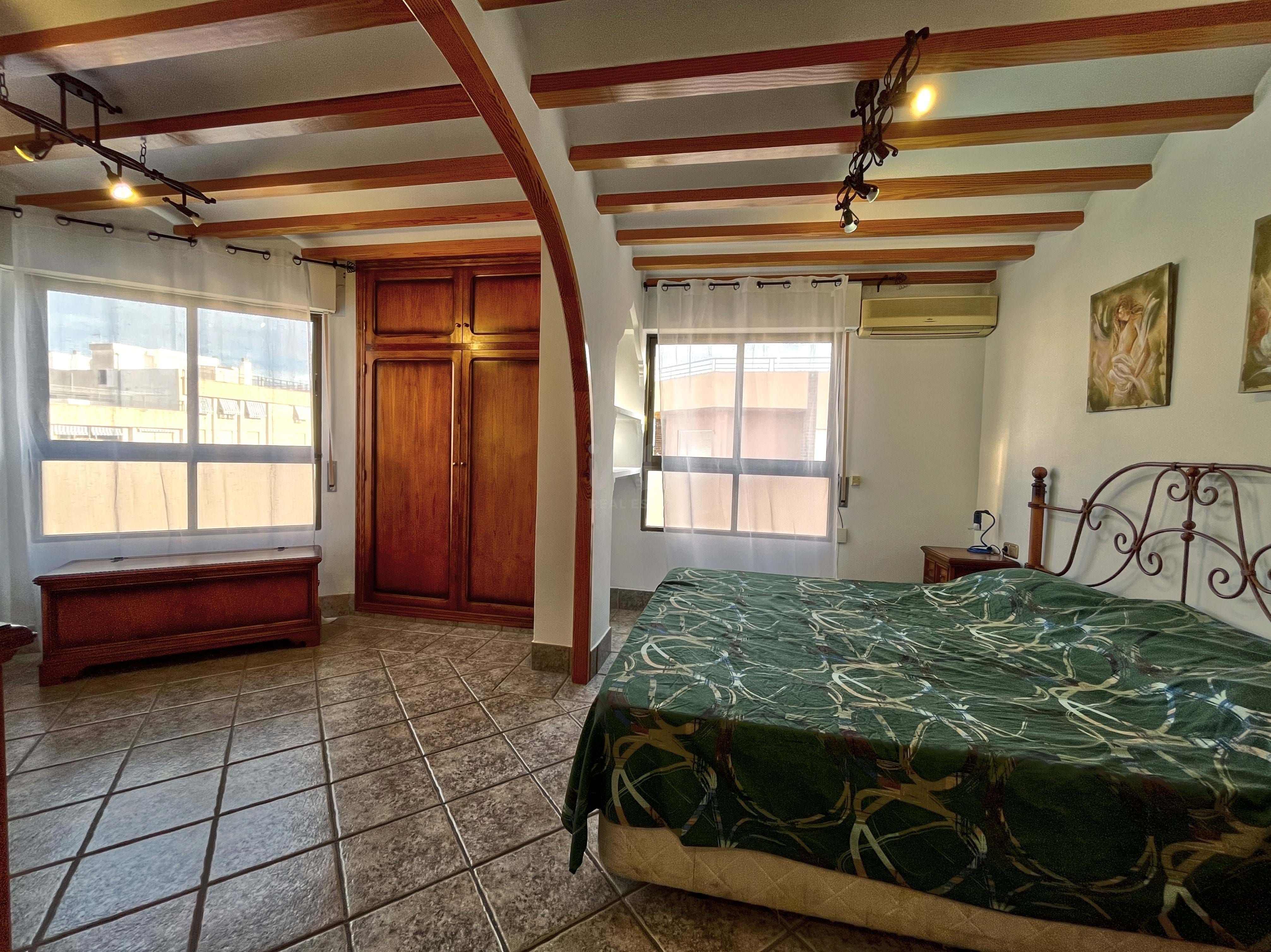 Dormitori de Pis en venda en Novelda amb Aire condicionat i Terrassa