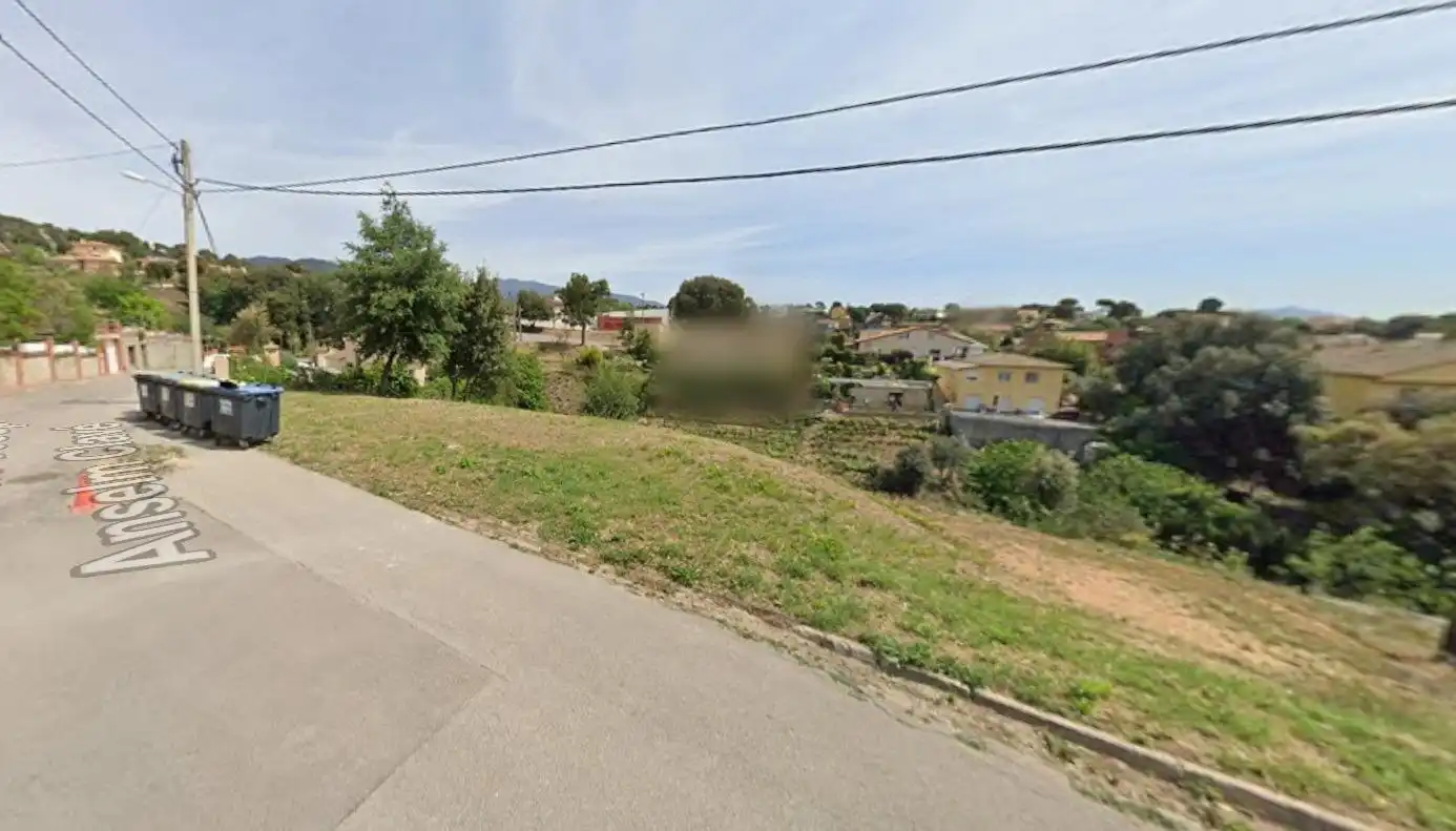 Wohnbaugrundstück zum Verkauf in Cànoves I Samalús