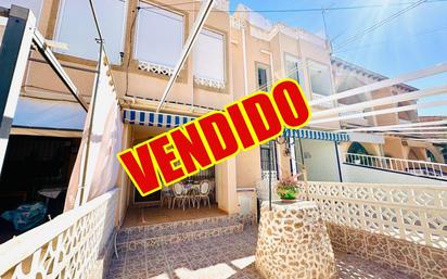 Exterior view of House or chalet for sale in Pilar de la Horadada  with Air Conditioner, Terrace and Balcony