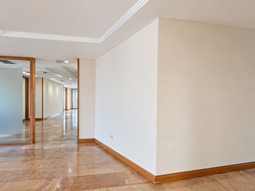 Piso con ascensor en venta en Calle de Burgo de Osma 41