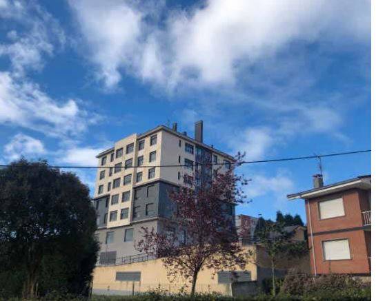 Piso en Venta en Calle les Comadres, 7 en El Carbayedo - El Quirinal