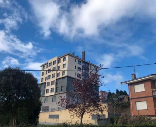 Vista exterior de Pis en venda en Avilés
