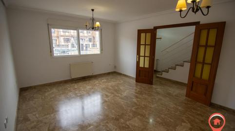 Foto 2 de Casa o xalet en venda a Joaquín Rodrigo, San Fernando - Carretera de Valencia, Cuenca Capital