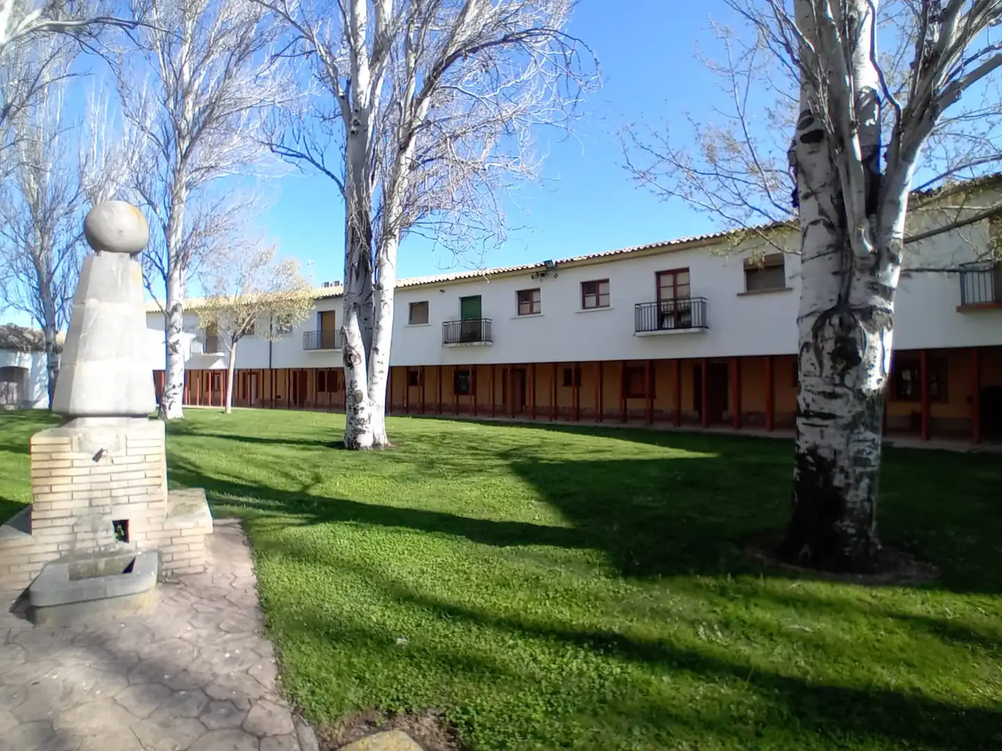 Einfamilien-Reihenhaus zum Verkauf in Calle Sabinar, 9, Ejea de los Caballeros