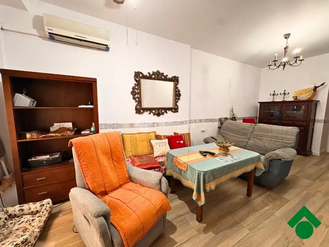 Sala de estar de Piso en venta en Pizarra con Aire acondicionado y Amueblado