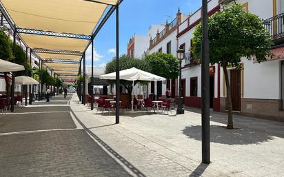 Vista exterior de Local de lloguer en Los Palacios y Villafranca amb Aire condicionat