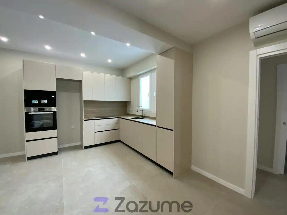 Flat with terrace to rent in Carrer de Pere Aleixandre, imagen 2