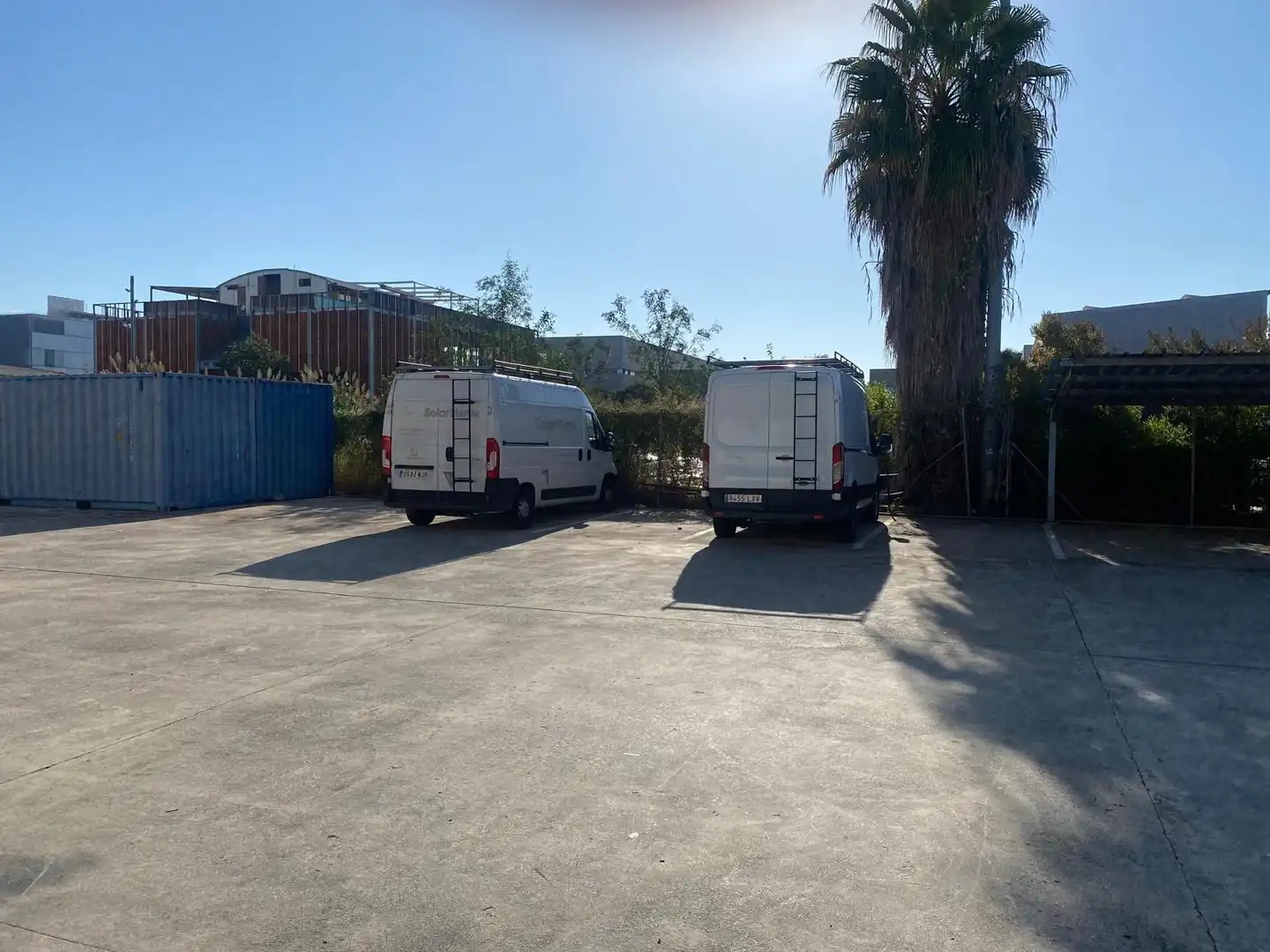 Fabrikhallen zur Miete in Calle de les Ciències, La Font d'en Fargues